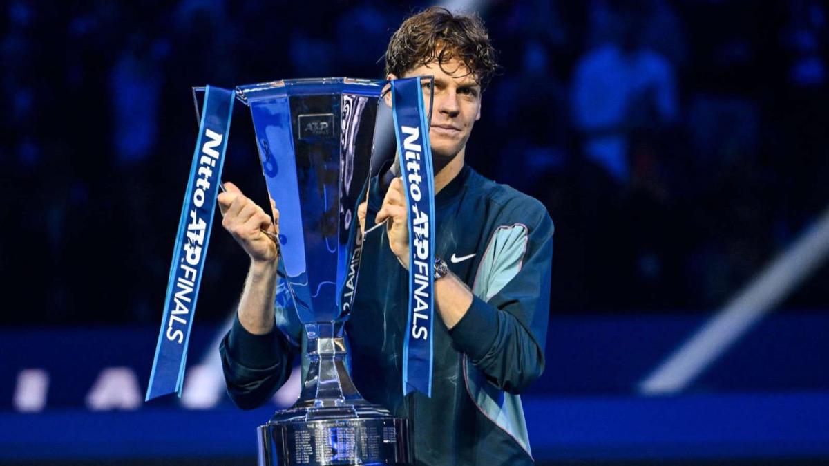 雅尼克·辛纳完整职业生涯指南:从阿尔卑斯滑雪手到澳网冠军